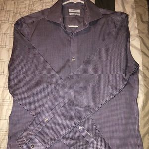Button-Down Calvin Klein Dress Shirt